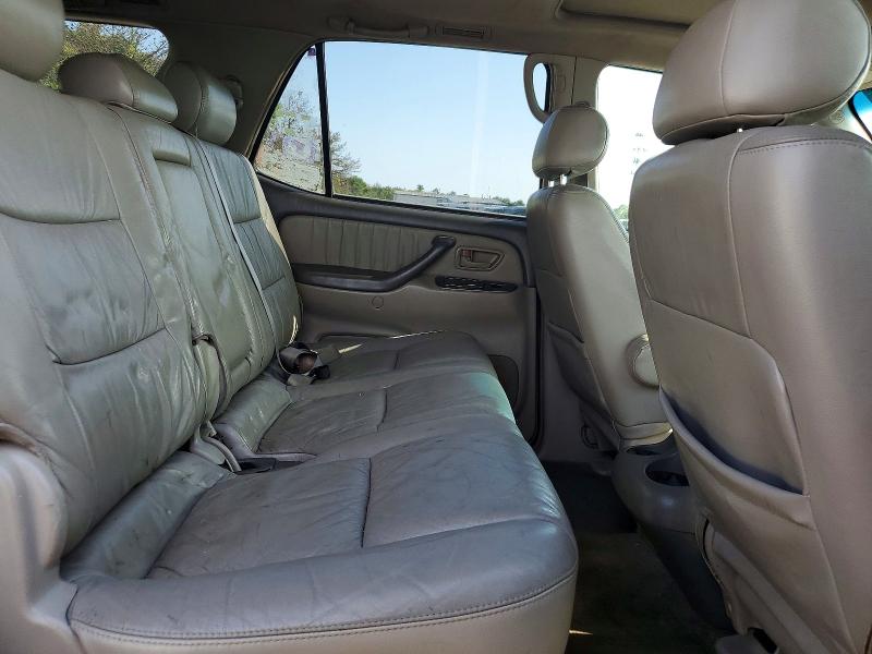 Photo 11 from auction – 2004 TOYOTA SEQUOIA with VIN 5TDBT48A54S223318