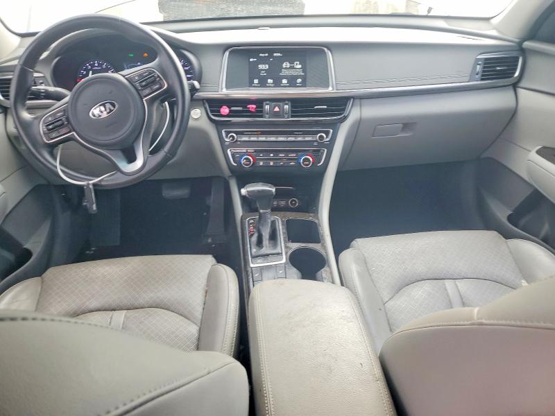 Снимка 8 от търг – 2018 KIA OPTIMA с VIN 5XXGU4L37JG245104