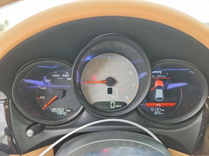 Photo 9 from auction – 2015 PORSCHE MACAN with VIN WP1AB2A55FLB60028