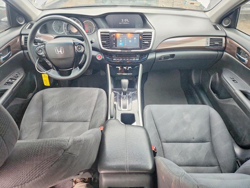 Photo 8 from auction – 2016 HONDA ACCORD with VIN 1HGCR2F7XGA187014