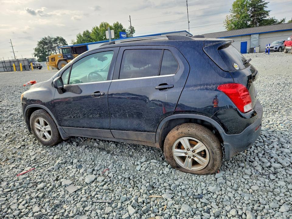 Photo 2 from auction – 2015 CHEVROLET TRAX with VIN 3GNCJRSB3FL210785