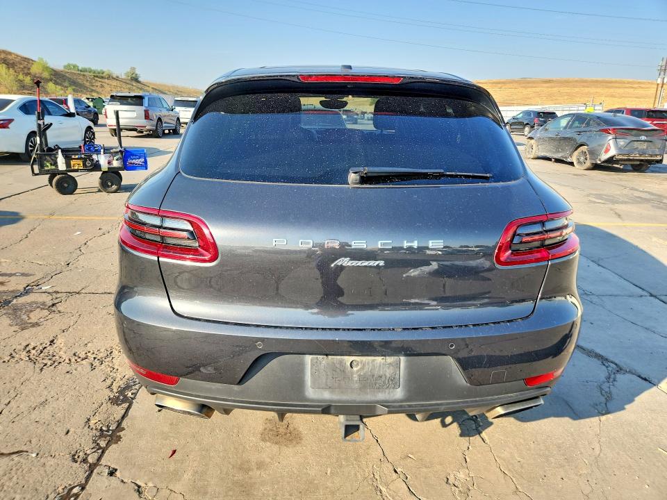 Photo 6 from auction – 2018 PORSCHE MACAN with VIN WP1AA2A51JLB20671
