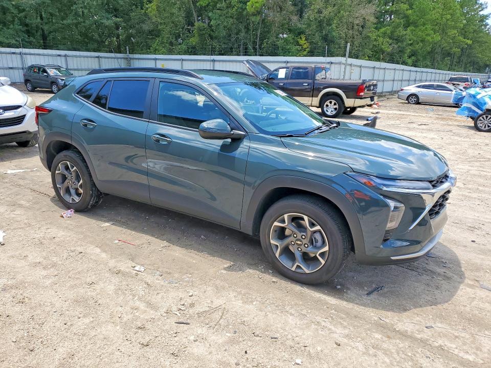 Photo 4 from auction – 2025 CHEVROLET TRAX with VIN KL77LHEP9SC286195