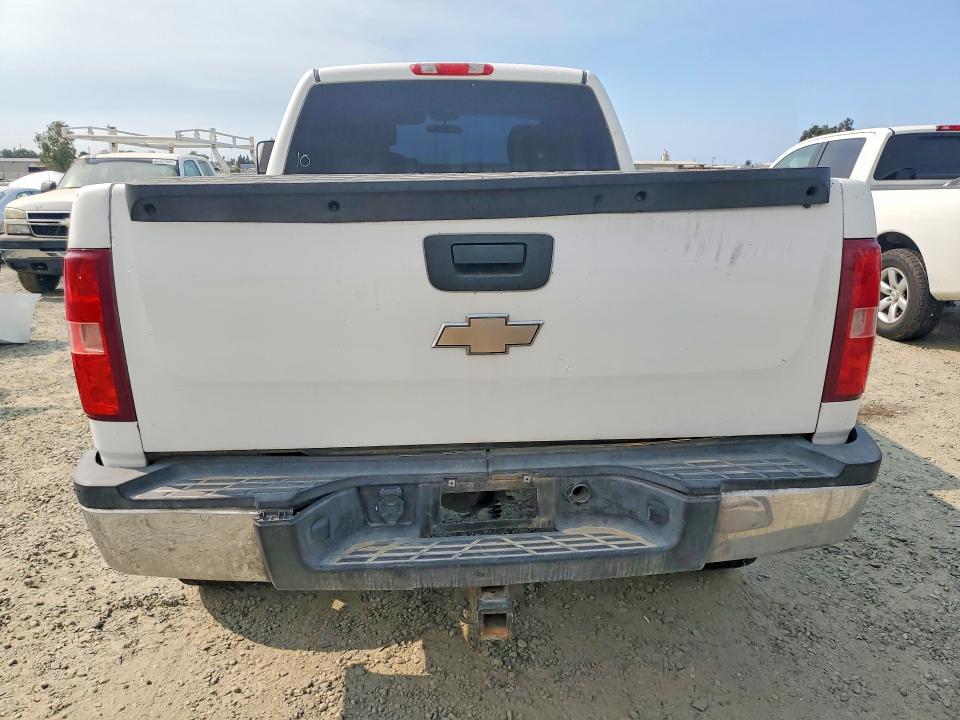 Photo 6 from auction – 2007 CHEVROLET SILVERADO with VIN 1GCHK29647E575800