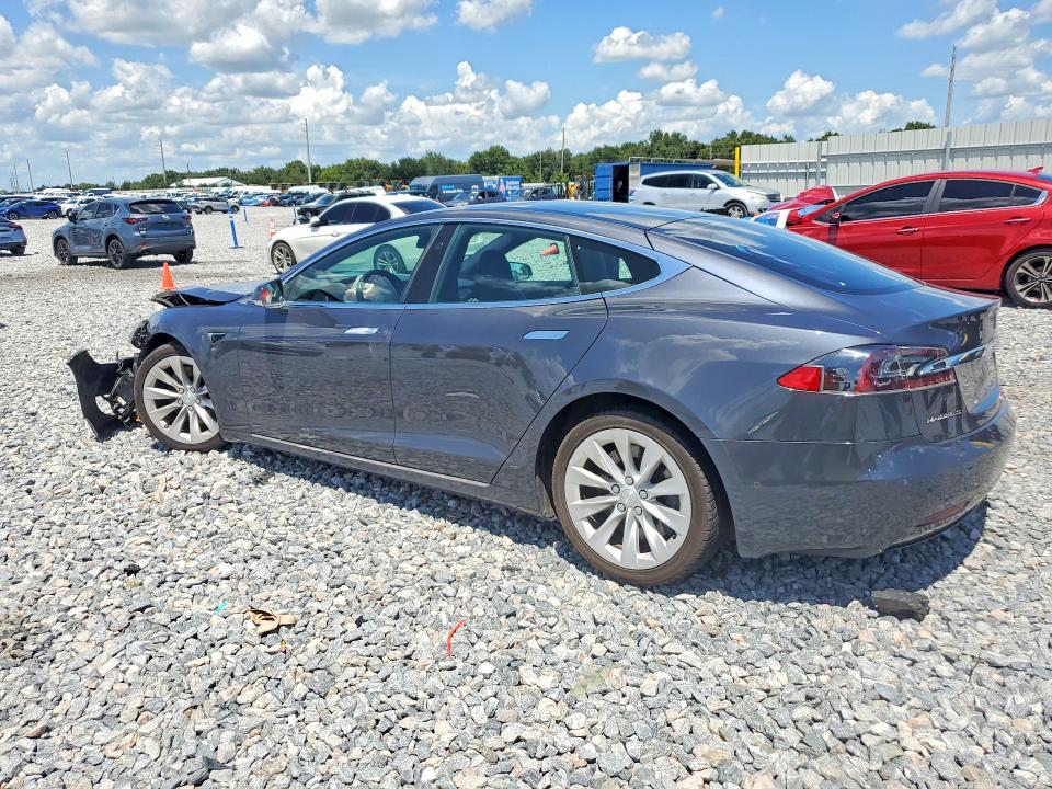 Photo 2 from auction – 2018 TESLA MODEL S with VIN 5YJSA1E26JF276062