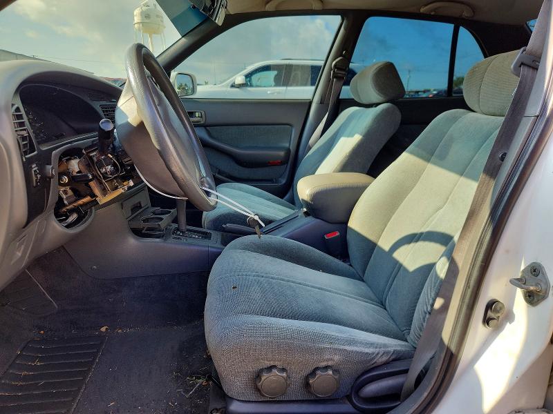 Photo 7 from auction – 1992 TOYOTA CAMRY with VIN 4T1SK12E4NU066998