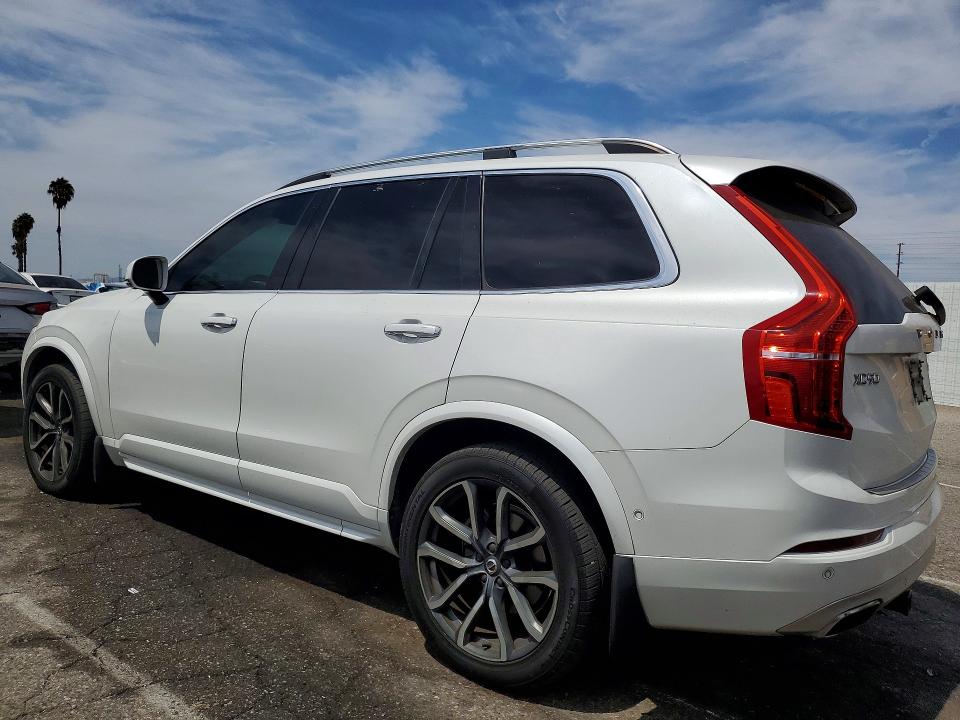 Photo 2 from auction – 2017 VOLVO XC90 with VIN YV4A22PK4H1125393