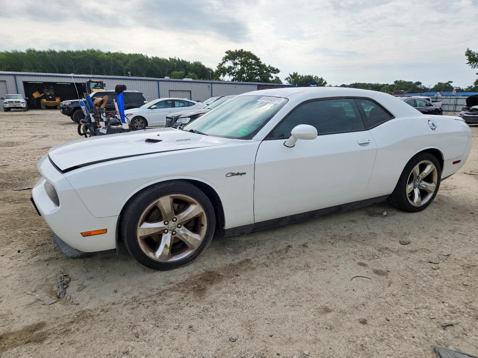 DODGE CHALLENGER 2014 with VIN 2C3CDYBT5EH196824 - Photo from auction