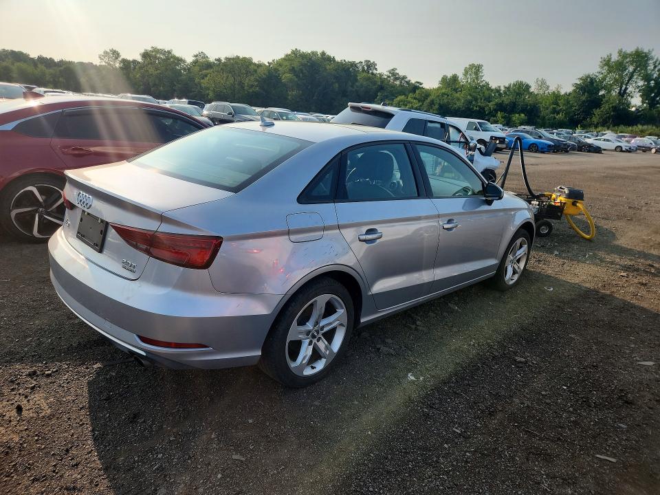 Photo 3 from auction – 2017 AUDI A3 with VIN WAUB8GFF2H1074271