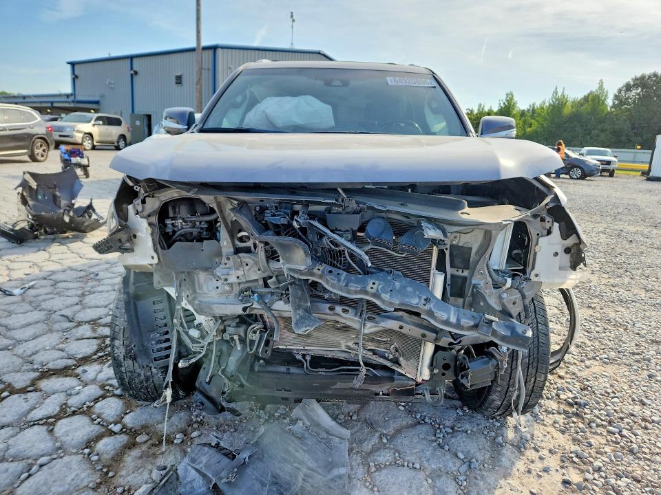 Photo 5 from auction – 2023 LEXUS GX with VIN JTJAM7BX5P5373587
