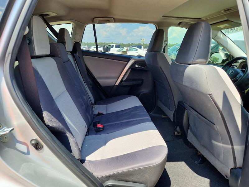 Photo 11 from auction – 2015 TOYOTA RAV4 with VIN JTMWFREV3FJ046300