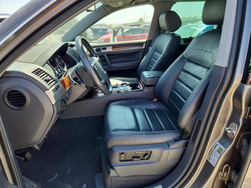 Photo 7 from auction – 2008 VOLKSWAGEN TOUAREG 2 with VIN WVGCB77L18D047487