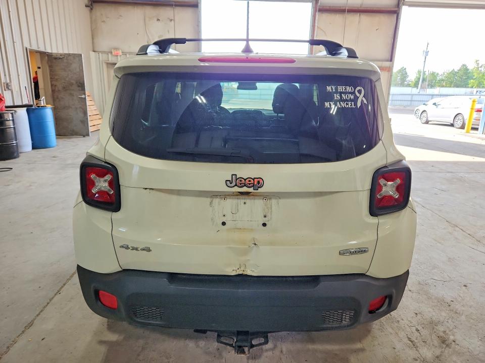 Photo 6 from auction – 2015 JEEP RENEGADE with VIN ZACCJBBT0FPC11019