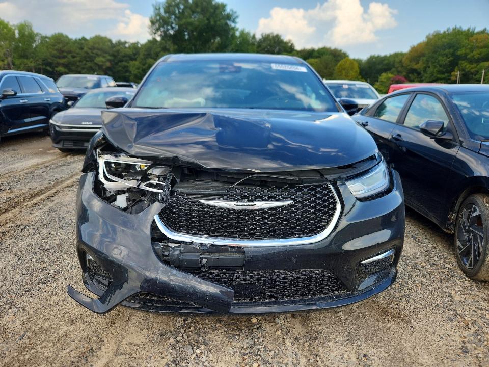 Photo 5 from auction – 2026 CHRYSLER PACIFICA with VIN 2C4RC1BG9TR168387