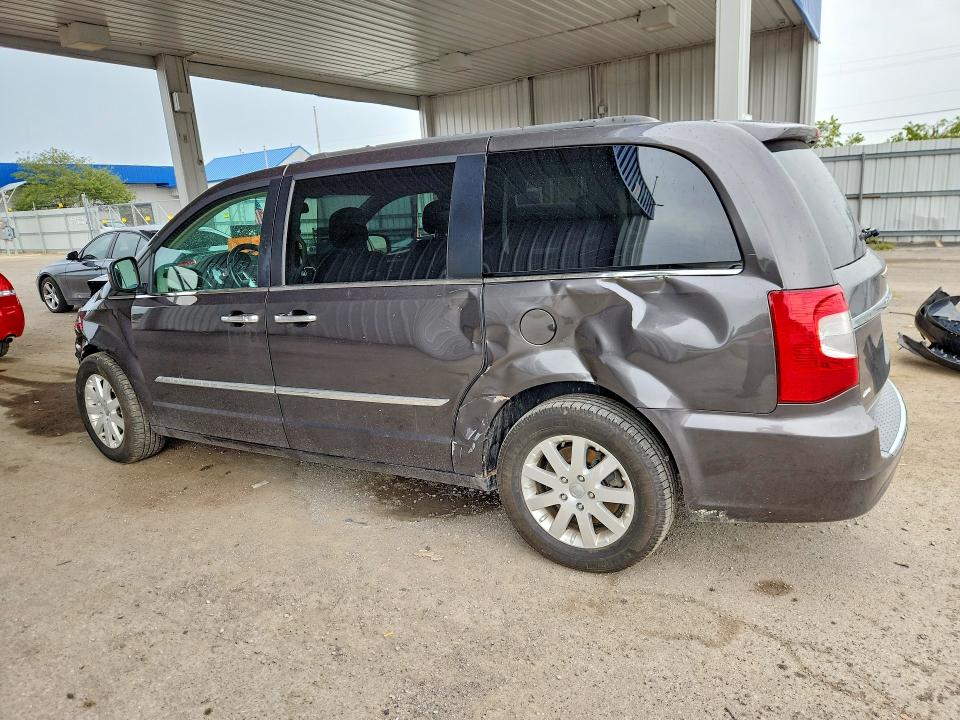 Снимка 2 от търг – 2015 CHRYSLER TOWN & COUNTRY с VIN 2C4RC1BG6FR662856