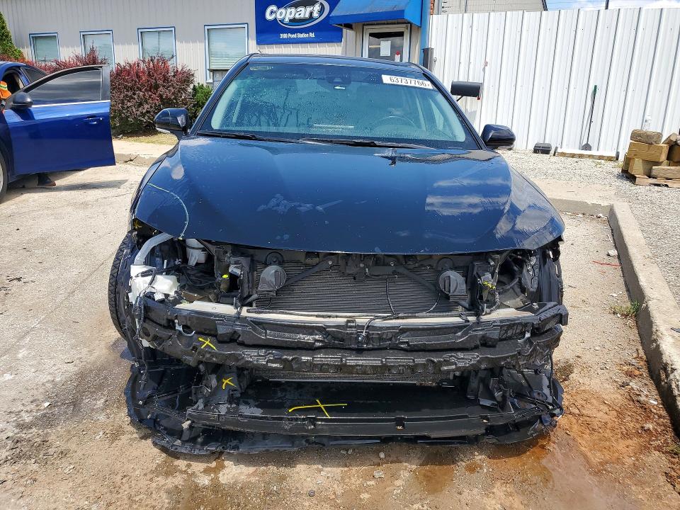 Снимка 5 от търг – 2022 TOYOTA CAMRY с VIN 4T1G11AK3NU060464