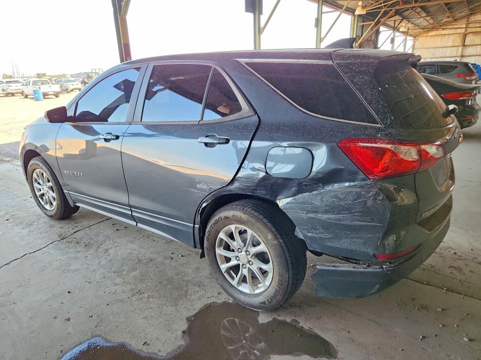 Photo 2 from auction – 2020 CHEVROLET EQUINOX with VIN 2GNAXHEVXL6278040