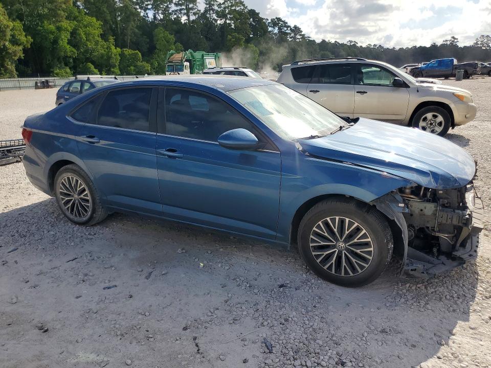 Photo 4 from auction – 2019 VOLKSWAGEN JETTA with VIN 3VWC57BU1KM155290