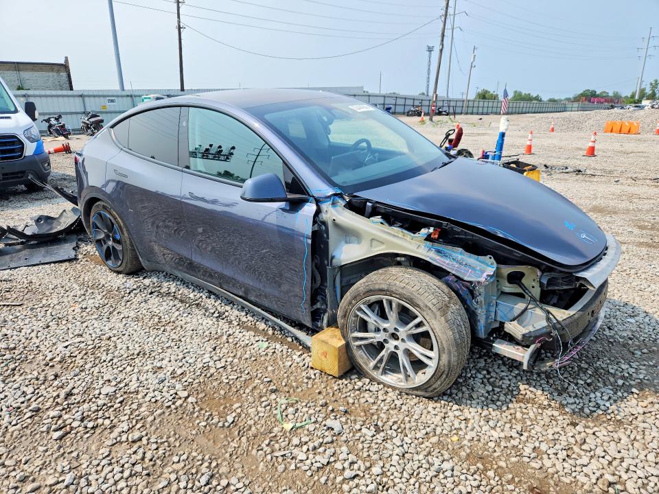Photo 4 from auction – 2023 TESLA MODEL Y with VIN 7SAYGAEE6PF942254