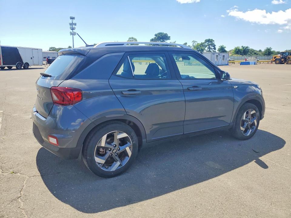 Photo 3 from auction – 2024 HYUNDAI VENUE with VIN KMHRC8A34RU287060