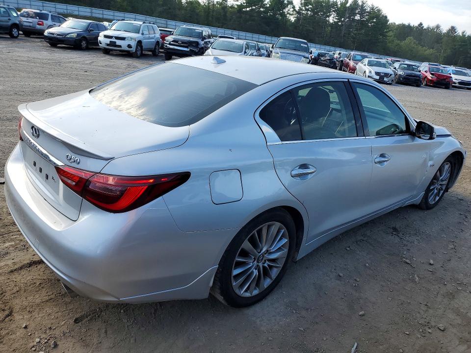Снимка 3 от търг – 2019 INFINITI Q50 с VIN JN1EV7AP3KM510305