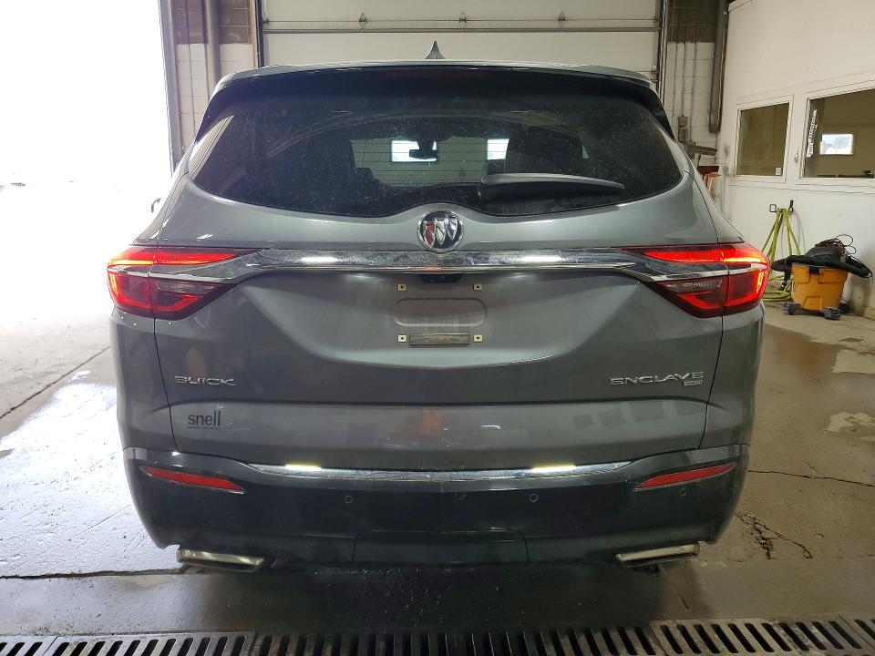 Photo 6 from auction – 2018 BUICK ENCLAVE with VIN 5GAEVCKW1JJ244635