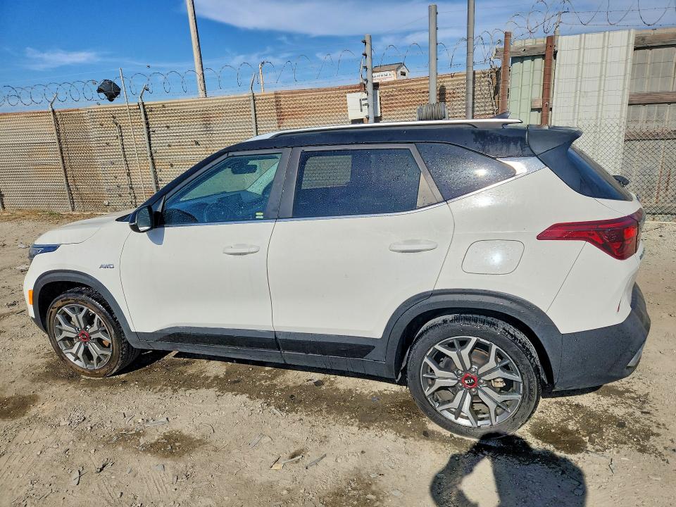 Снимка 2 от търг – 2021 KIA SELTOS с VIN KNDEUCA23M7081147