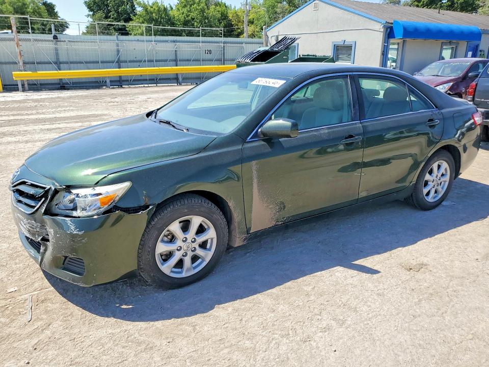 2011 TOYOTA CAMRY - Търг №66193246