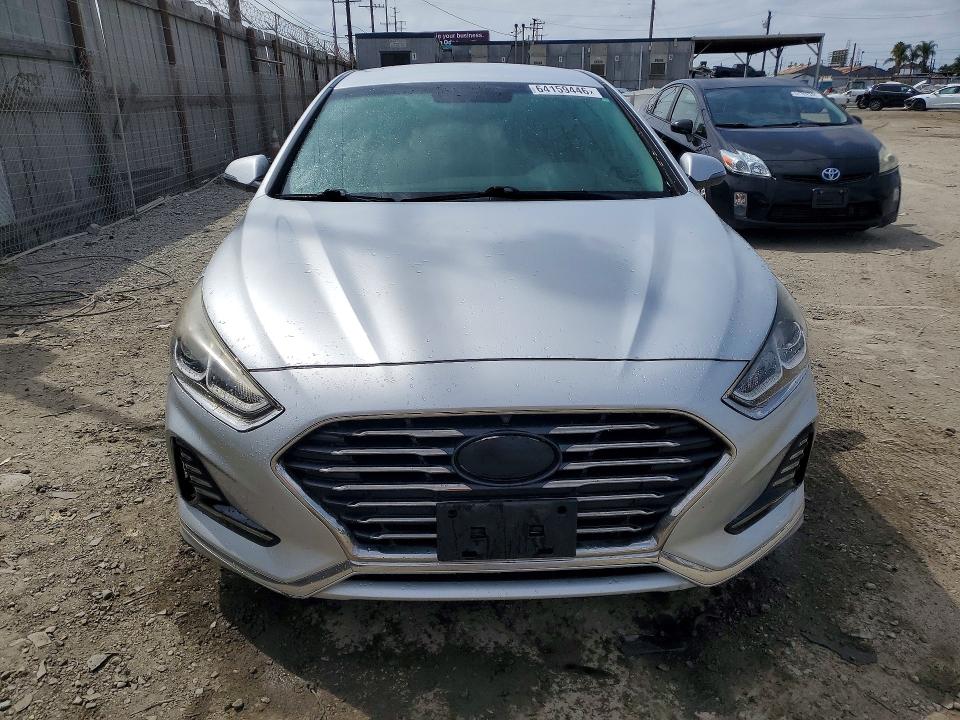 Photo 5 from auction – 2018 HYUNDAI SONATA with VIN 5NPE34AF0JH597338