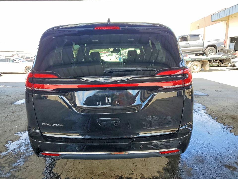 Photo 6 from auction – 2025 CHRYSLER PACIFICA with VIN 2C4RC1BG3SR532687