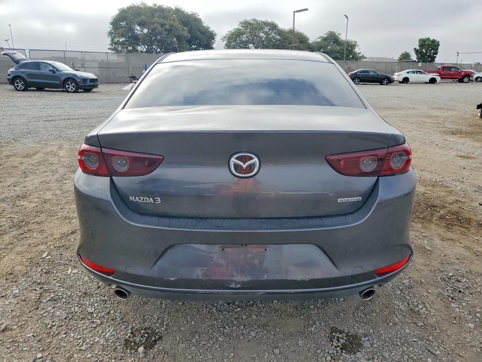 صورة رقم 6 من المزاد - 2019 MAZDA 3 مع VIN JM1BPACL5K1111379