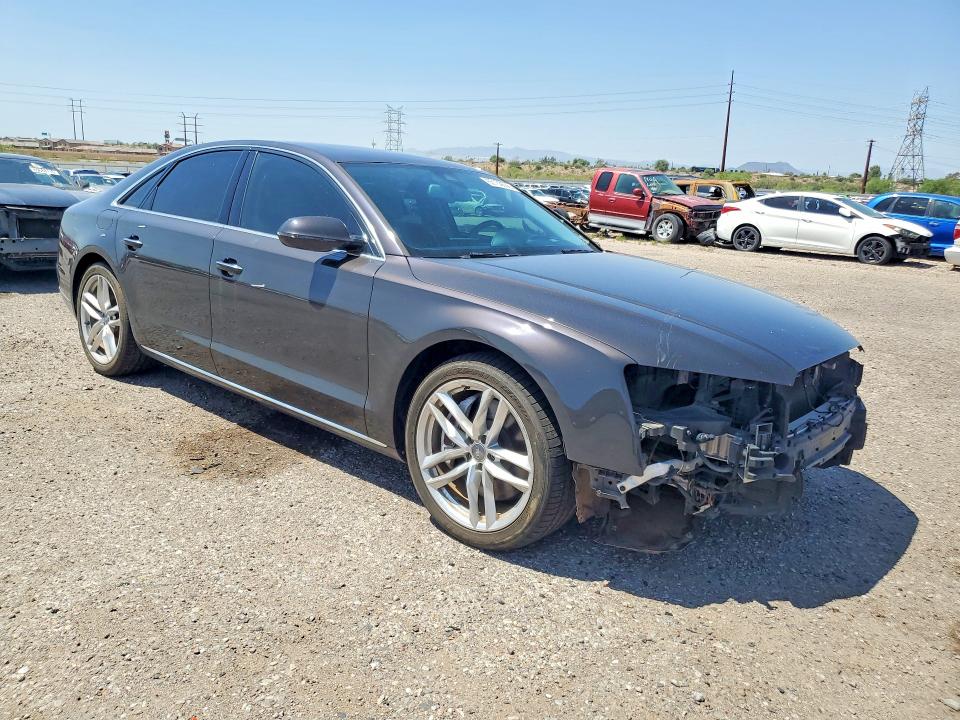 Снимка 4 от търг – 2015 AUDI A8 с VIN WAUJGAFD0FN019057