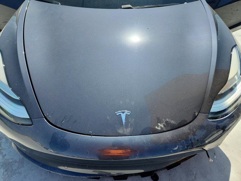 Photo 11 from auction – 2018 TESLA MODEL 3 with VIN 5YJ3E1EA5JF024013