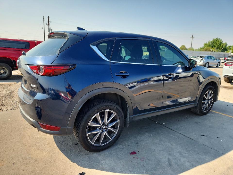 Photo 3 from auction – 2018 MAZDA CX-5 with VIN JM3KFBDMXJ0451798