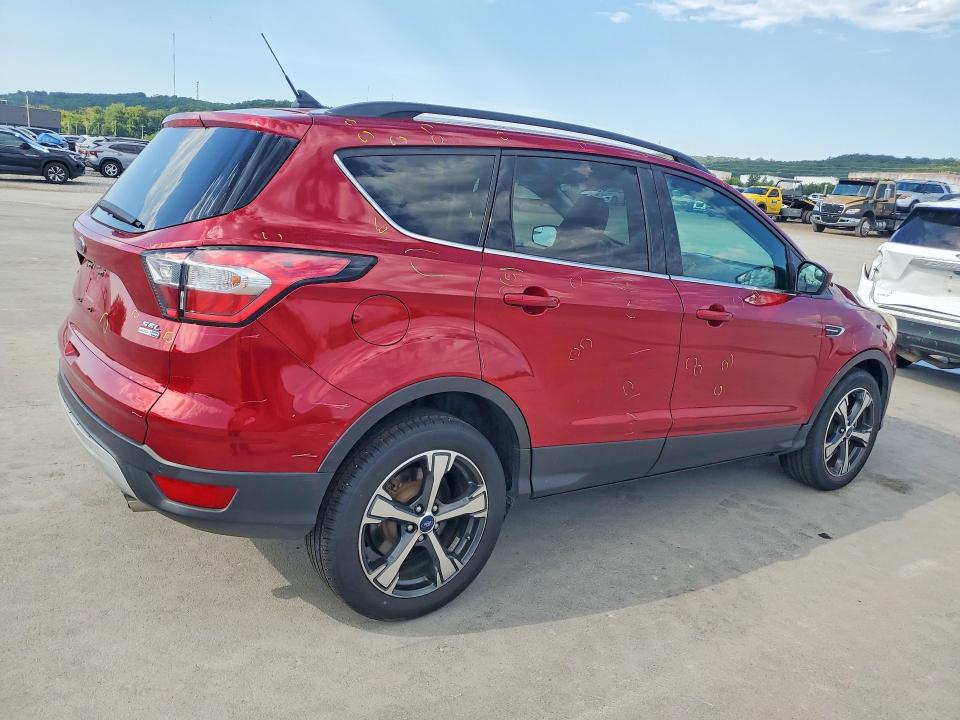 Photo 3 from auction – 2018 FORD ESCAPE with VIN 1FMCU9HD3JUA54606