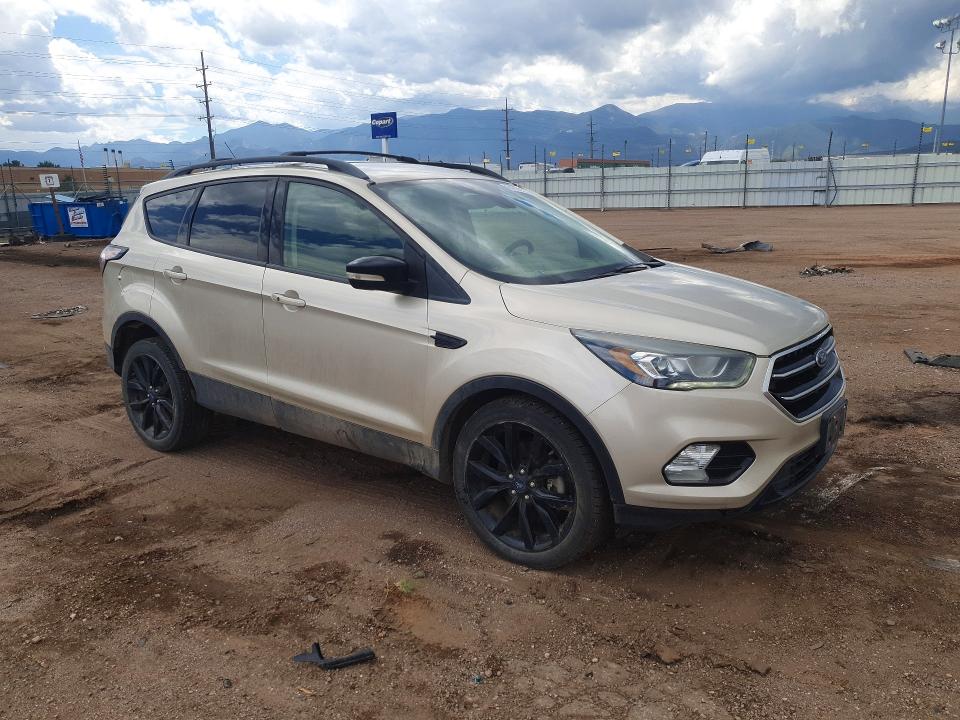 Photo 4 from auction – 2017 FORD ESCAPE with VIN 1FMCU9J98HUC50265