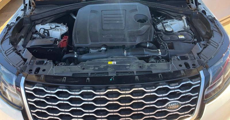 Photo 7 from auction – 2018 LAND ROVER RANGE ROVER VELAR with VIN SALYB2RX8JA725245