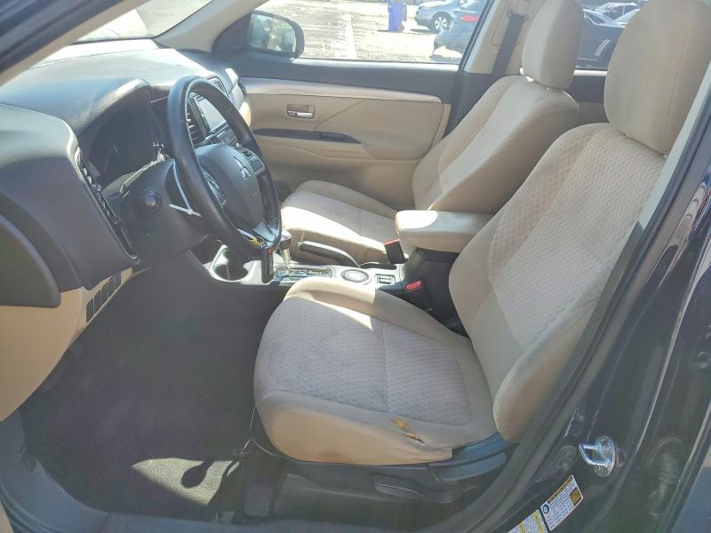 Photo 7 from auction – 2014 MITSUBISHI OUTLANDER with VIN JA4AD3A38EZ004605