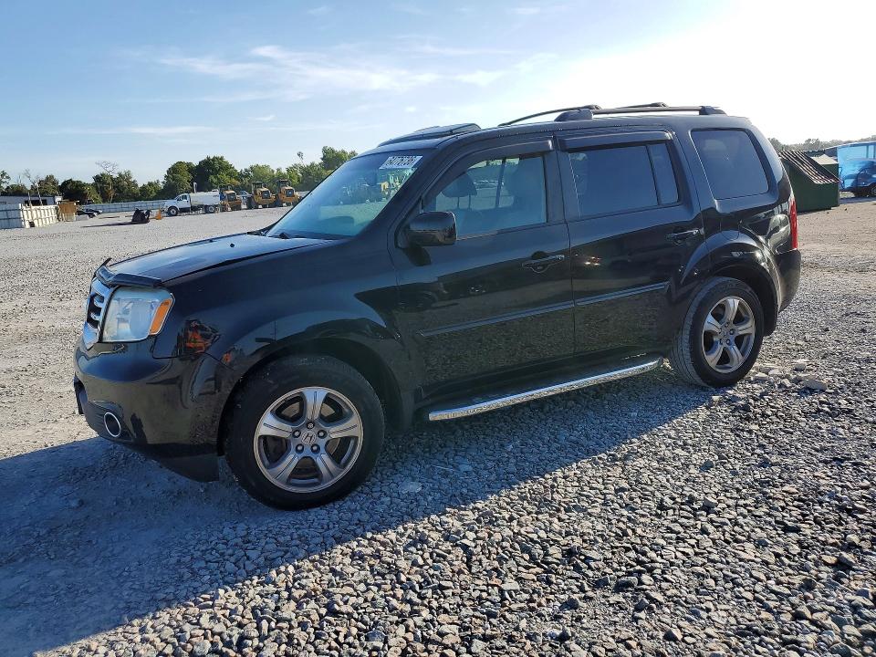 HONDA PILOT 2015 with VIN 5FNYF4H78FB078997 - Photo from auction