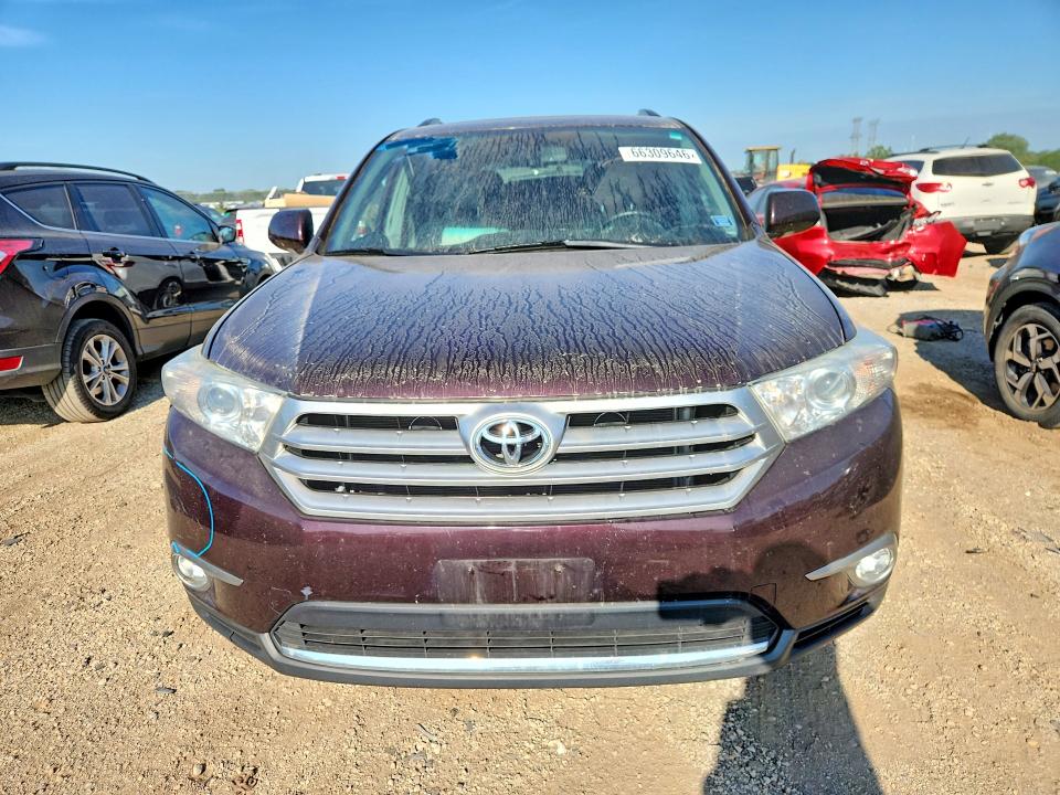 Photo 5 from auction – 2012 TOYOTA HIGHLANDER with VIN 5TDDK3EH2CS154545