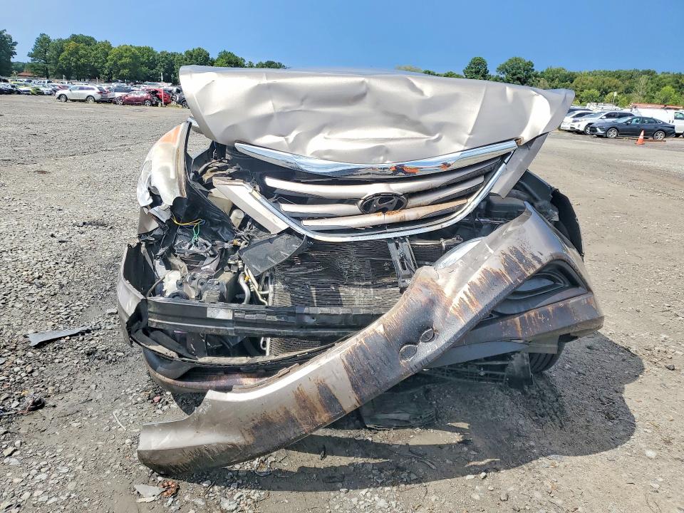 Photo 5 from auction – 2014 HYUNDAI SONATA with VIN 5NPEB4AC0EH936372