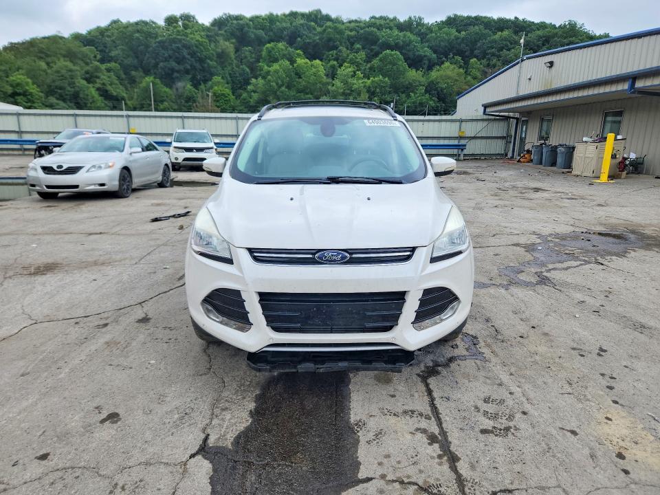 Photo 5 from auction – 2013 FORD ESCAPE with VIN 1FMCU9H92DUB61081