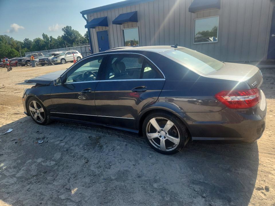 Photo 2 from auction – 2010 MERCEDES-BENZ E with VIN WDDHF5GB5AA161273