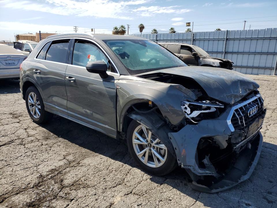 Photo 4 from auction – 2023 AUDI Q3 with VIN WA1DECF30P1144877
