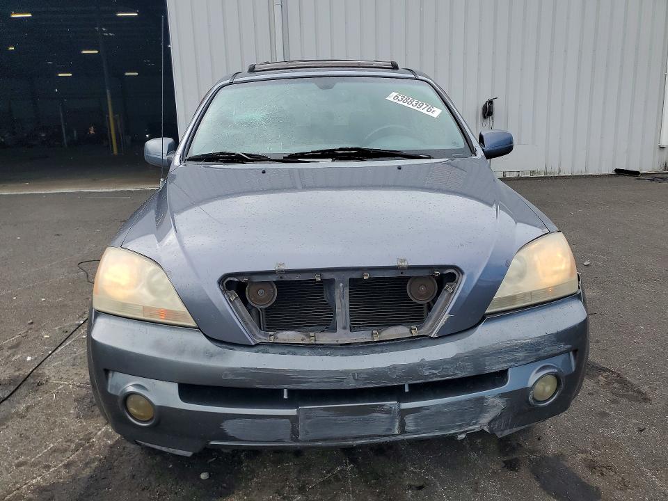 Photo 5 from auction – 2003 KIA SORENTO with VIN KNDJD733335115318