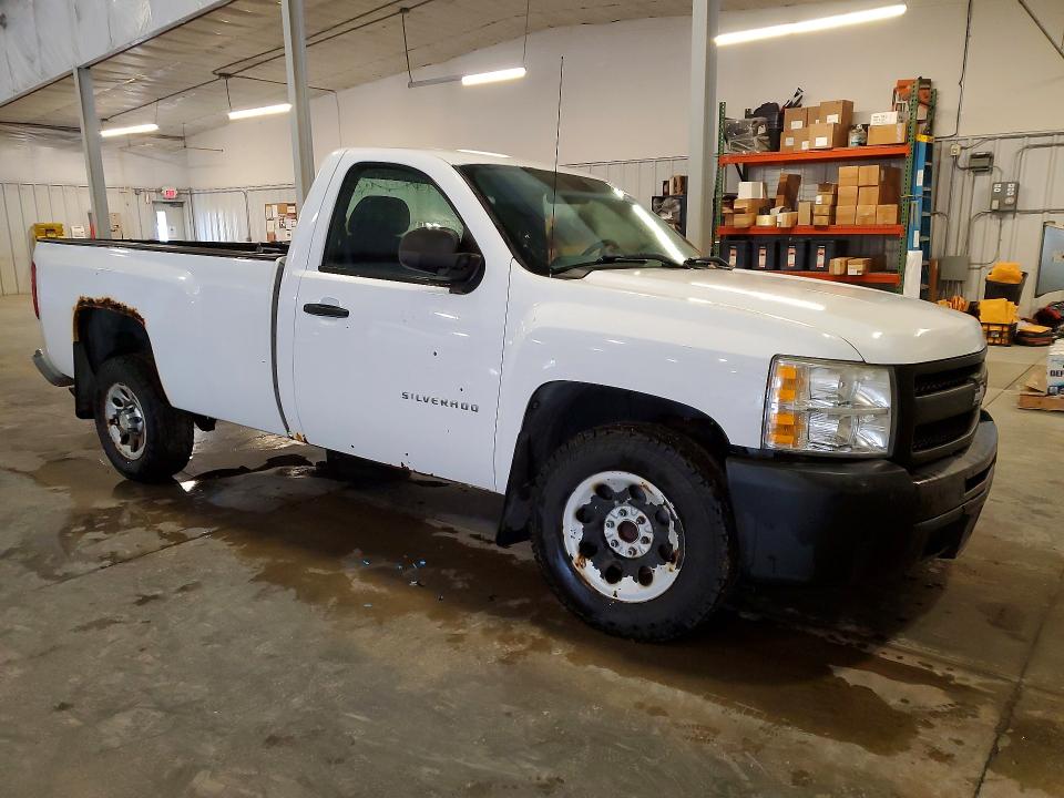 Photo 4 from auction – 2011 CHEVROLET SILVERADO with VIN 1GCNCPEX5BZ383704