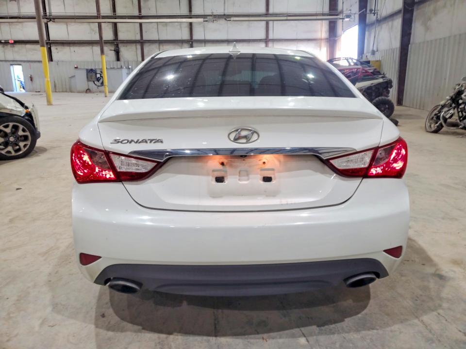 Photo 6 from auction – 2014 HYUNDAI SONATA with VIN 5NPEC4AC1EH894243