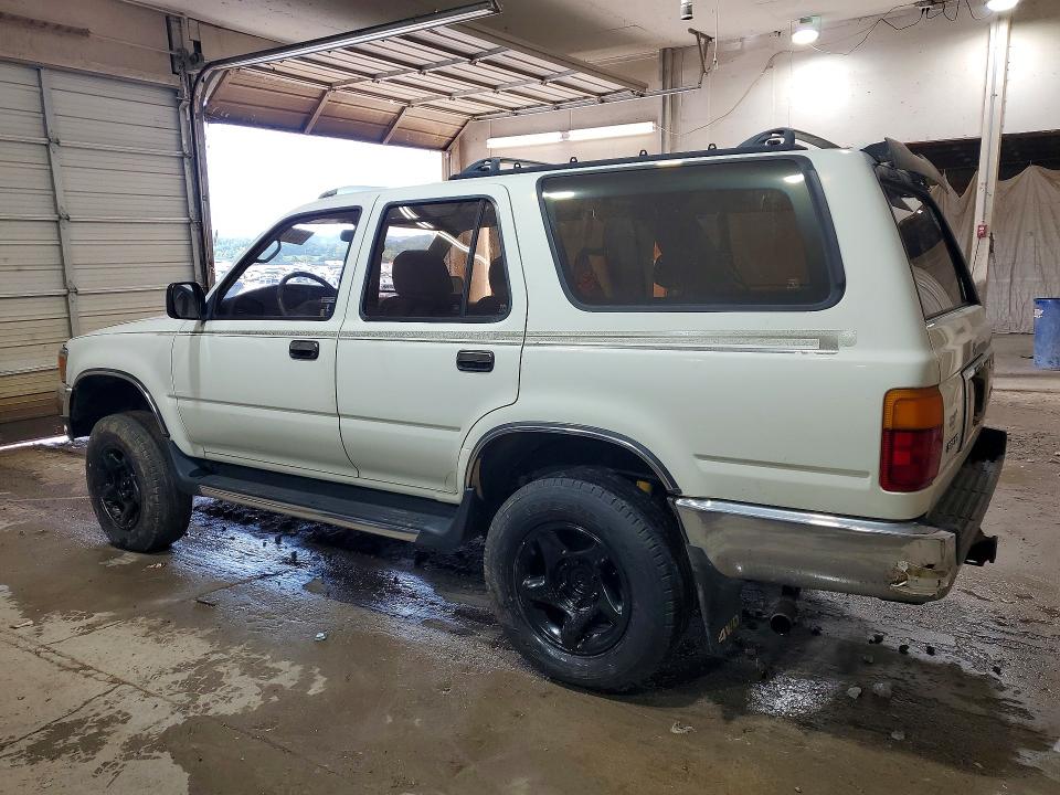 Photo 2 from auction – 1995 TOYOTA 4RUNNER with VIN JT3VN39W7S0203846