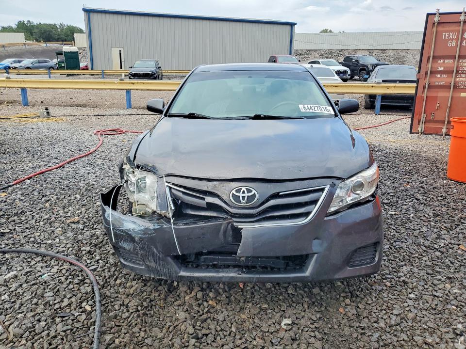 Photo 5 from auction – 2011 TOYOTA CAMRY with VIN 4T1BF3EK5BU588326