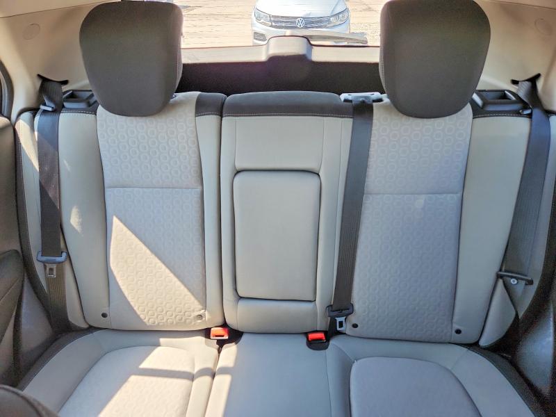Photo 10 from auction – 2016 CHEVROLET TRAX with VIN 3GNCJNSB8GL272595
